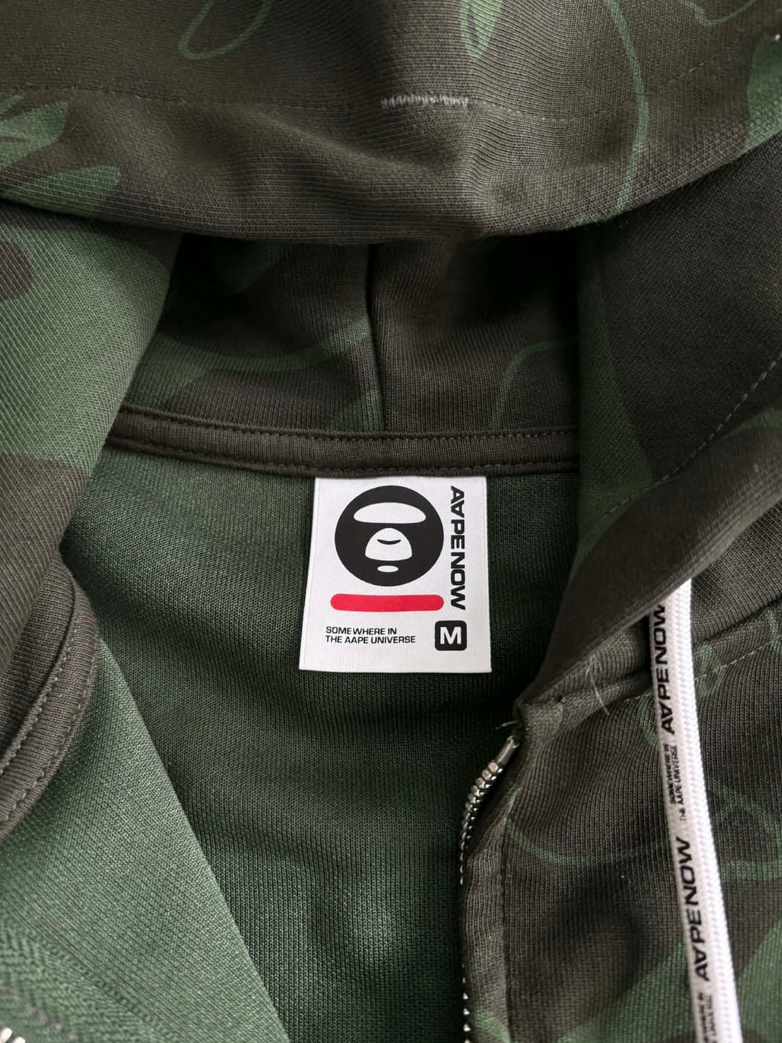 [M] 에이프 바이 베이프 카모플라주 문페이스 후드집업 상품이미지3