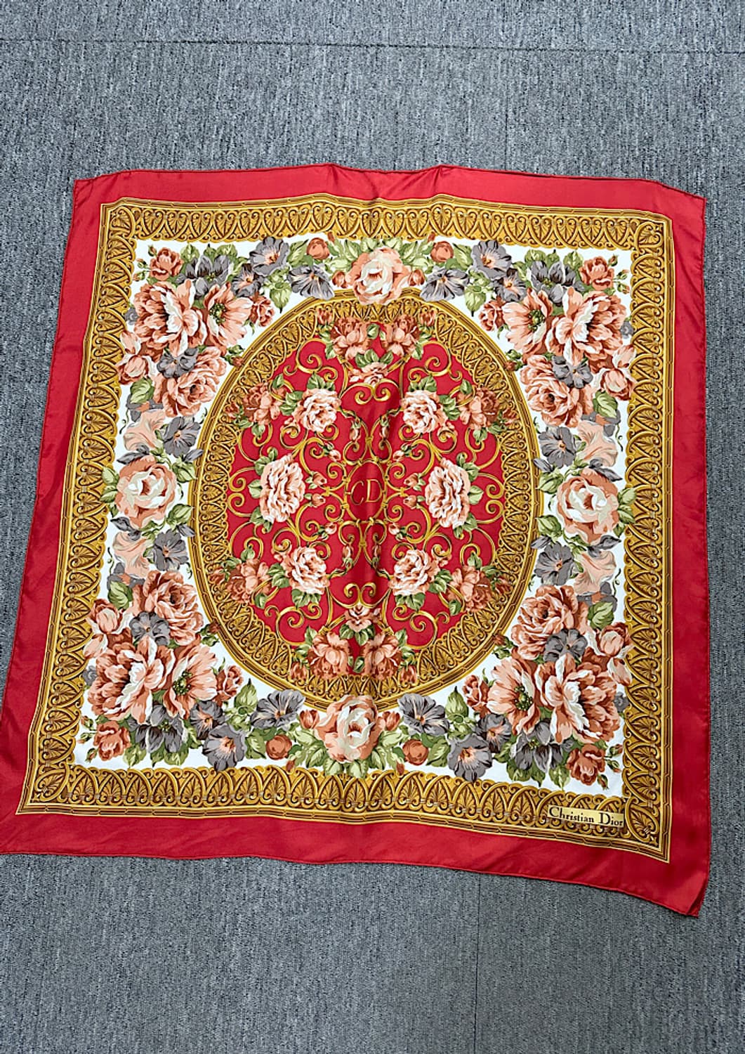 크리스찬 디올 실크 스카프   상품이미지1