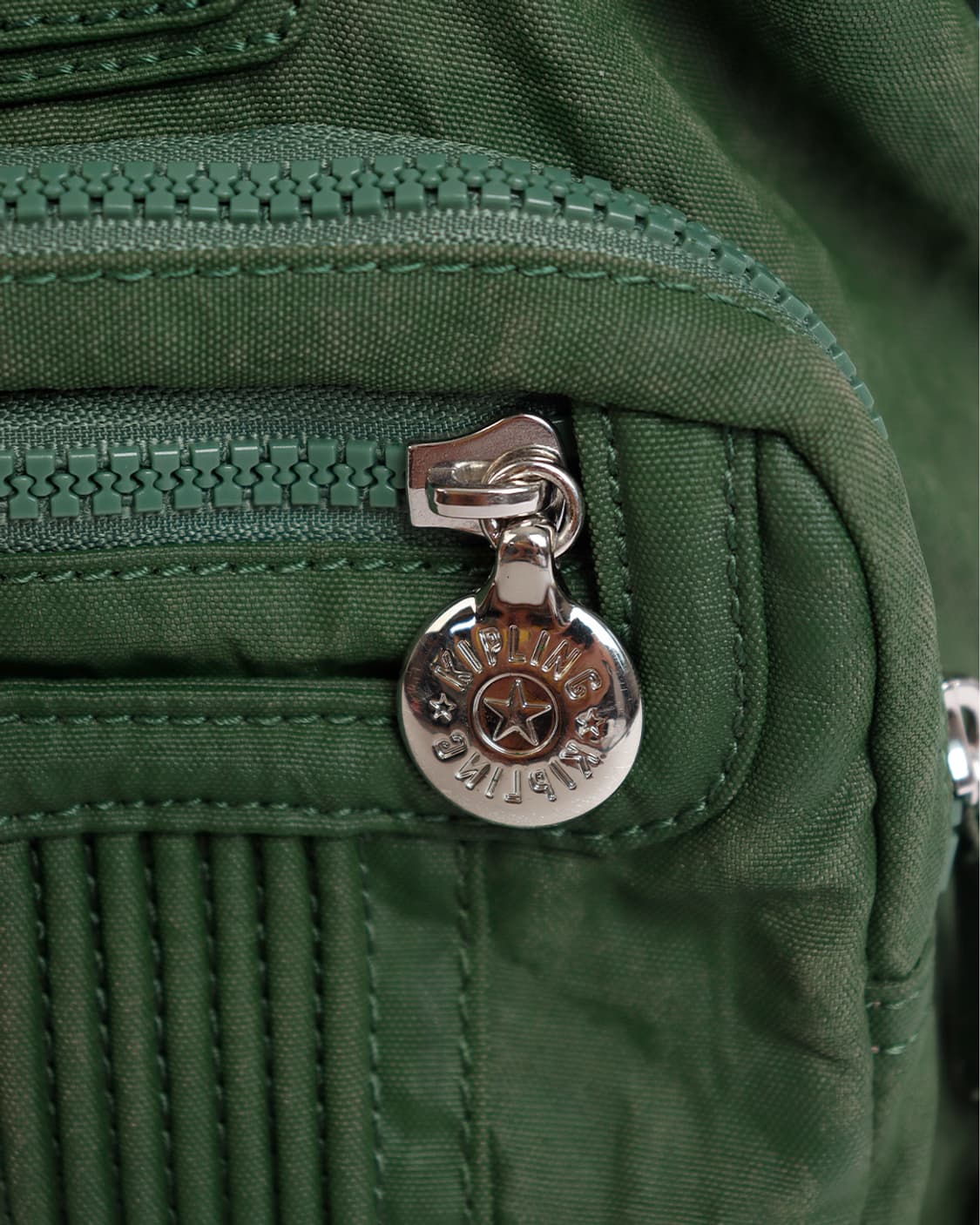 [KIPLING] 멀티 포켓 나일론 숄더백 상품이미지4
