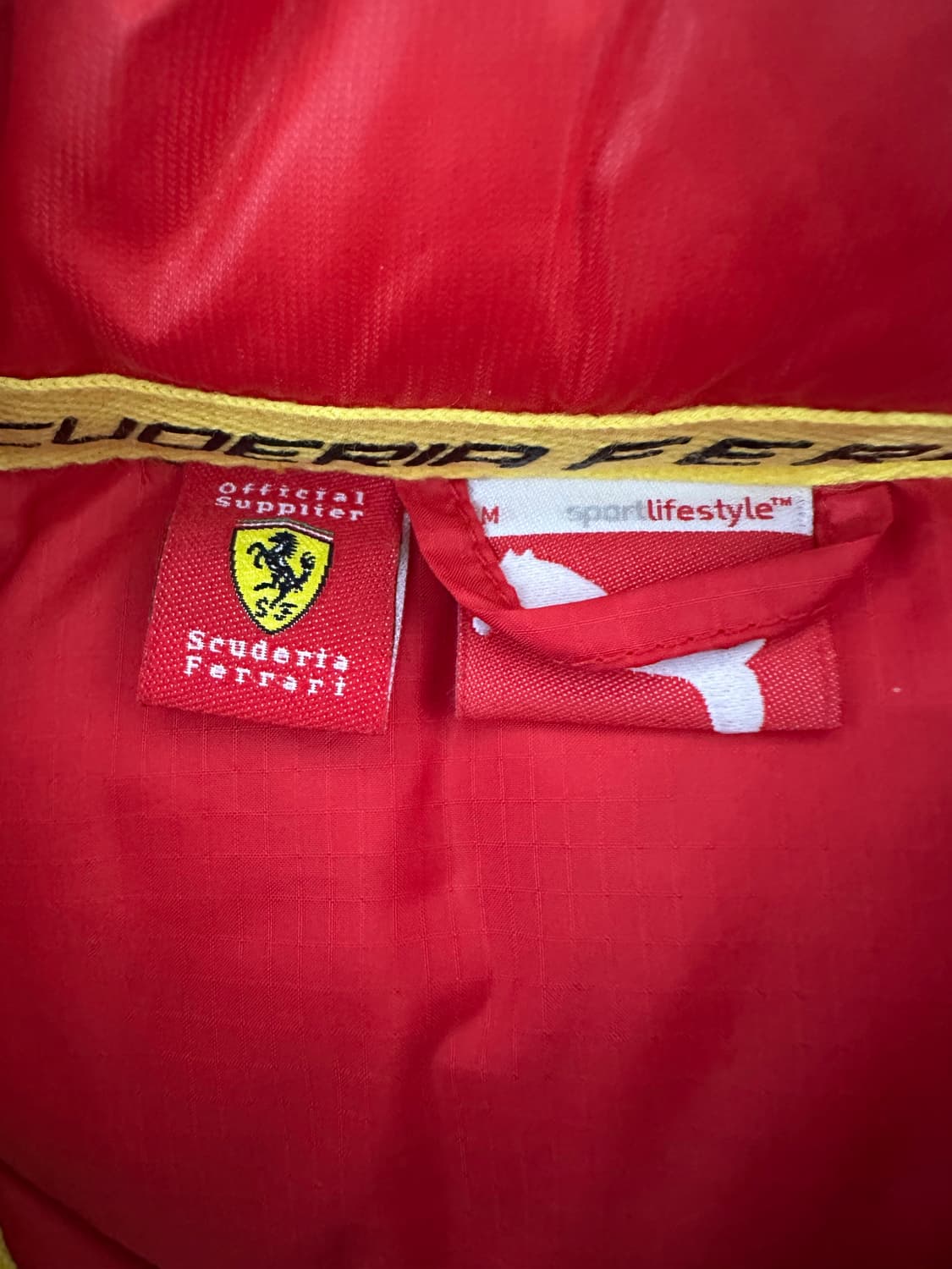 푸마 페라리 F1 덕다운 패딩조끼 상품이미지5