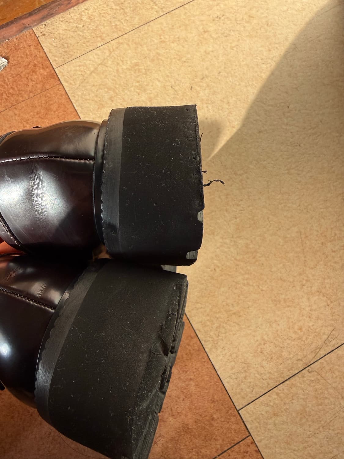 CHARLES&KEITH Kaiya Penny Loafers 상품이미지4