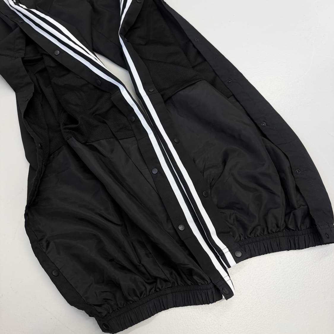 아디다스 삼선 올드스쿨 사이드버튼 트랙팬츠 상품이미지4