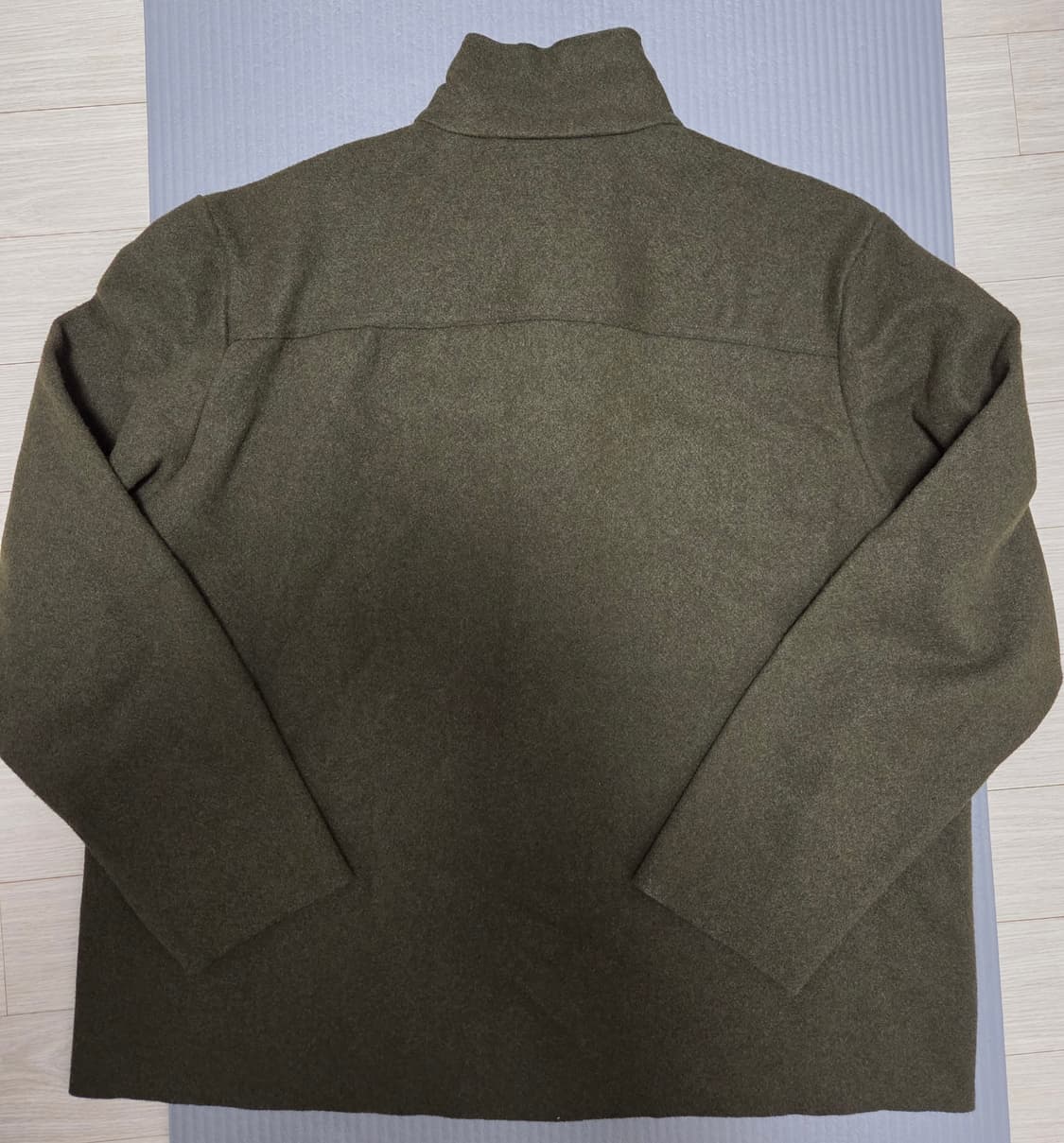 (새상품) 남자 울자켓 카키,딥그린 105 XL 판매합니다.H&M 상품이미지7