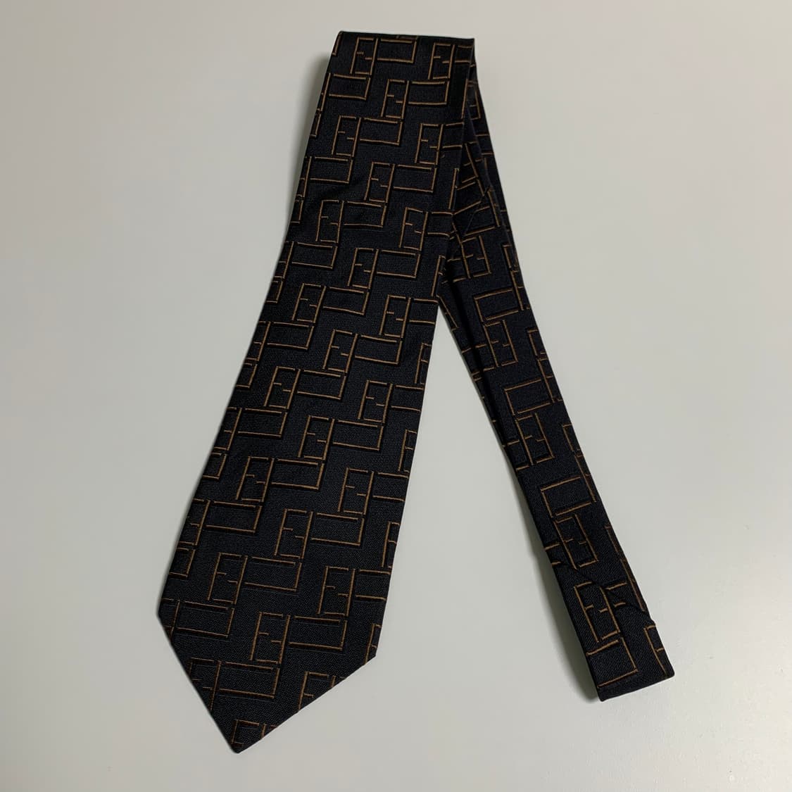 펜디(FENDI) FF모노그램 블랙 명품넥타이 이태리 100실크 A+ 상품이미지8