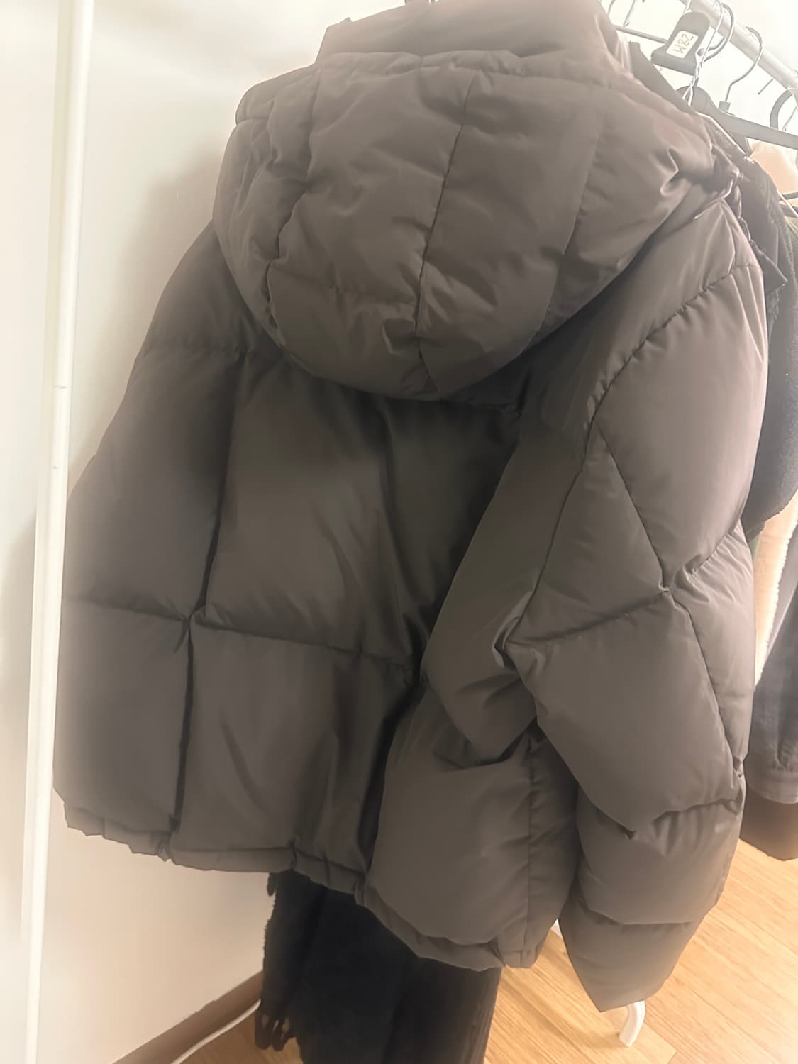 벨리에 크로스라인 24fw 패딩 3사이즈 상품이미지4