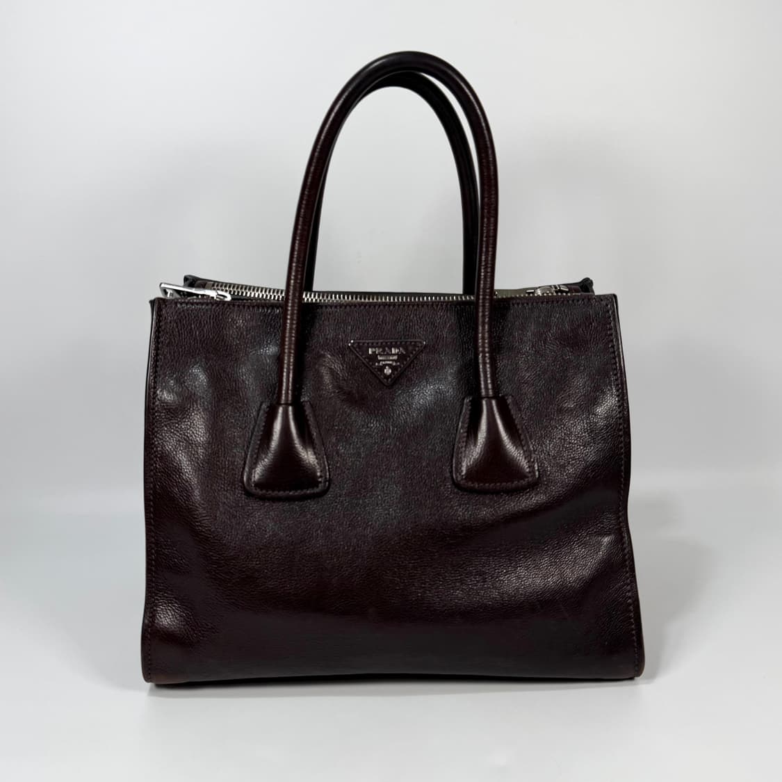 프라다 비텔로 다이노 토트백 상품이미지2