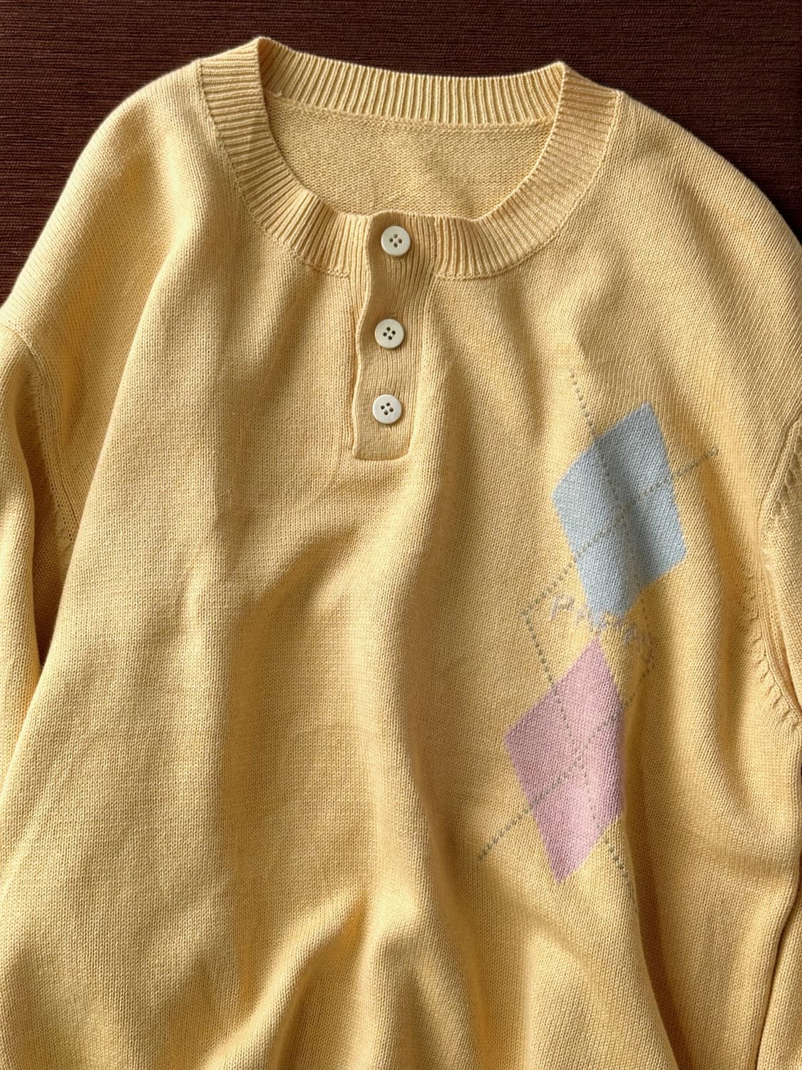 Design patterned button crew knit P/O 상품이미지3