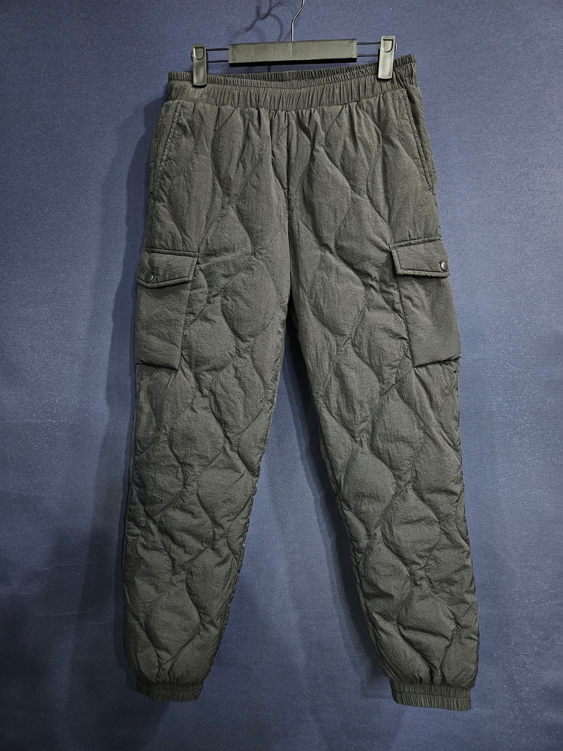 닉스 퀼팅 차콜 남성 허리 28~29 덕다운 패딩 카고 조거팬츠  상품이미지1