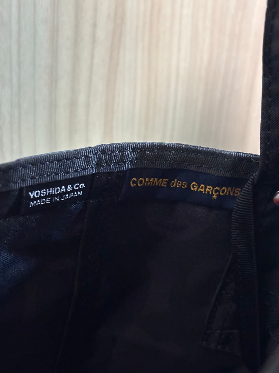 꼼데x요시다포터 신상 크로스백 상품이미지4