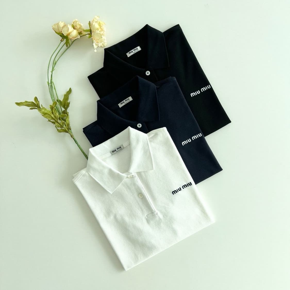 [새상품] 미우미우 PK 폴로 셔츠 상품이미지1