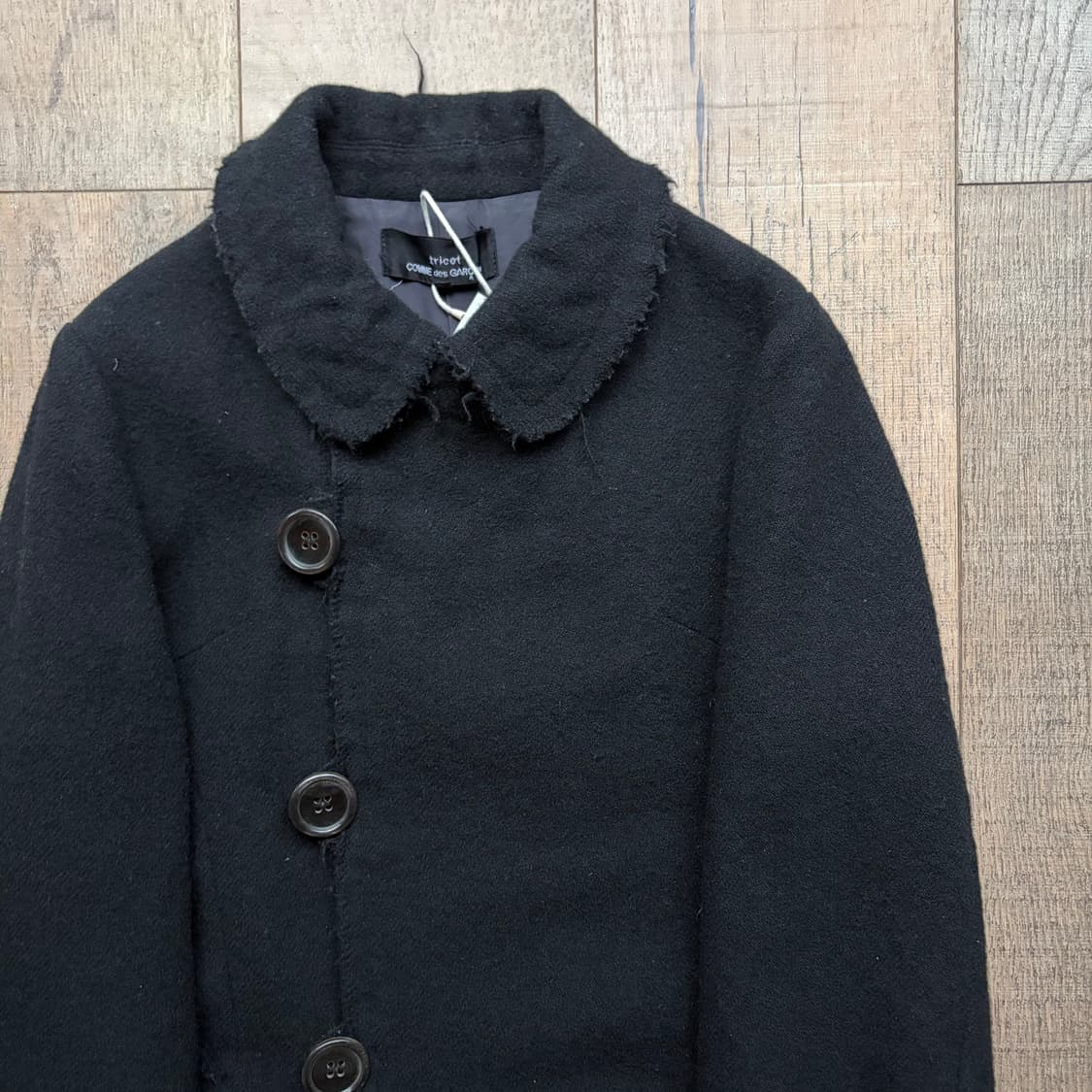 Closing Detail Distressed Wool Coat  상품이미지4