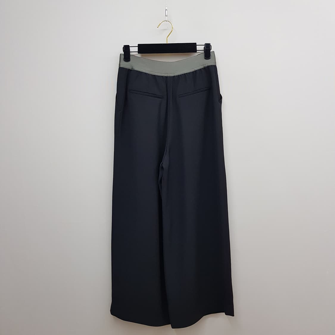 한섬 시스템 2022 블랙 와이드 슬랙스 밴딩 팬츠 64-94사이즈 상품이미지4