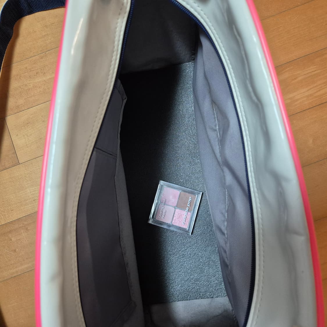 급처) 아디다스 에나멜 백 화이트 핑크 스포티 러블리 데일리 상품이미지5