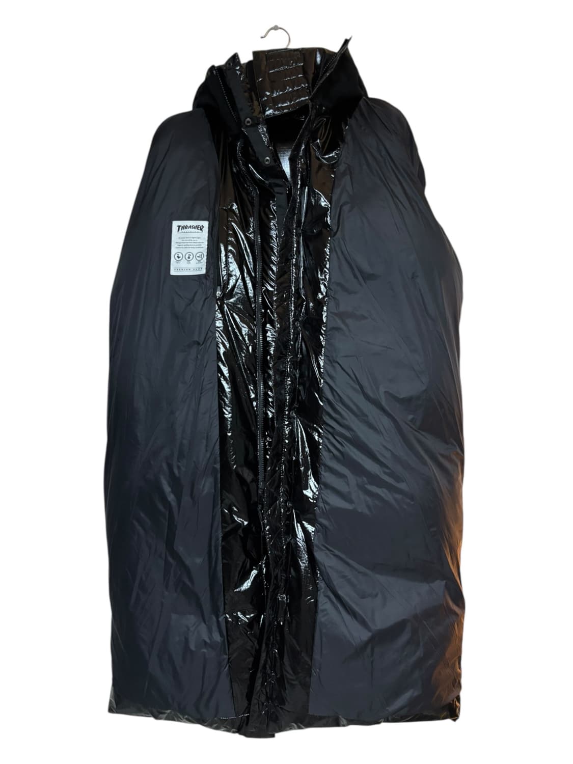 트레셔 매거진 로고 글로시 오버핏 롱 푸퍼 (남녀공용) 롱패딩 상품이미지8