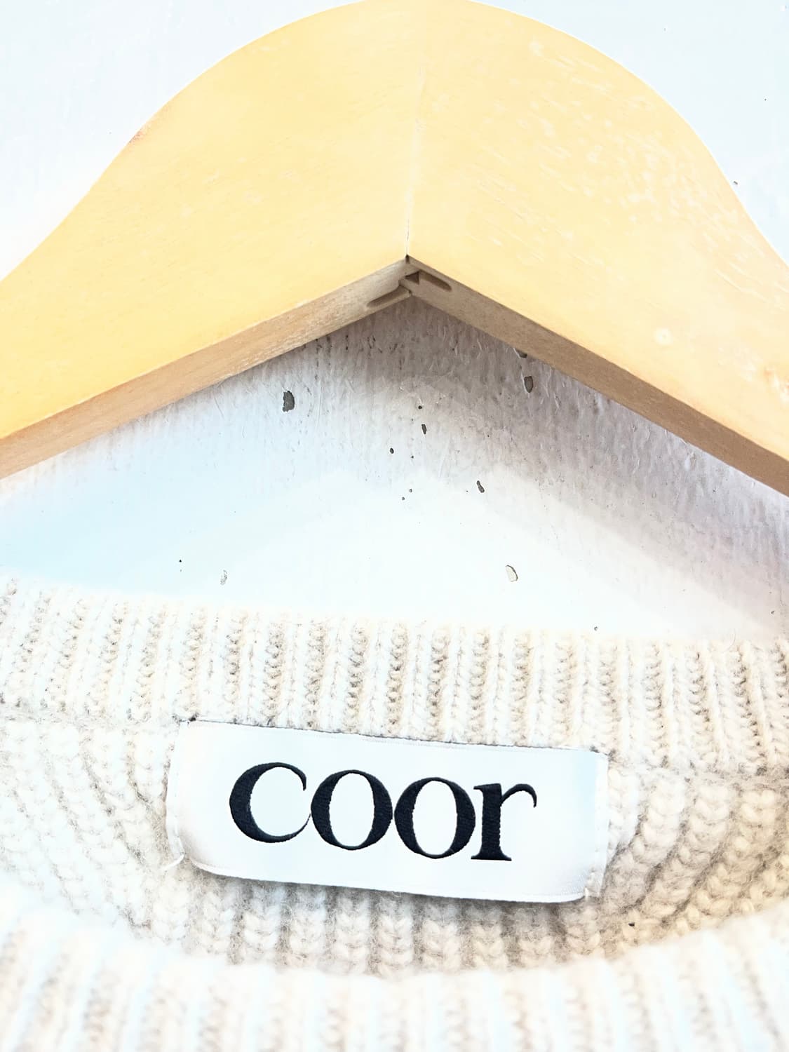 쿠어 캐시미어 블렌디드 펀칭 크루넥 니트 스웨터 S 상품이미지4