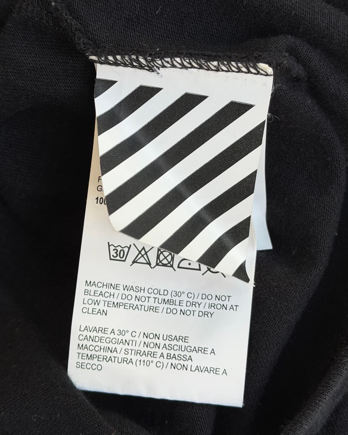 OFF WHITE 18FW 3D arrow long sleeve 상품이미지7
