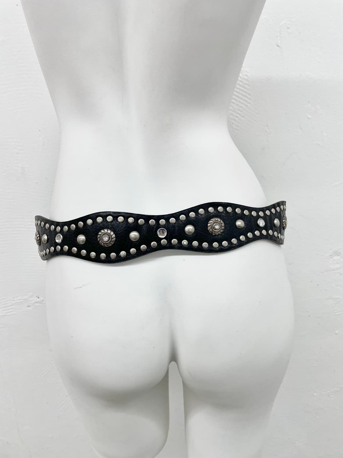 락시크 스터드 콘초 버클 벨트 상품이미지6