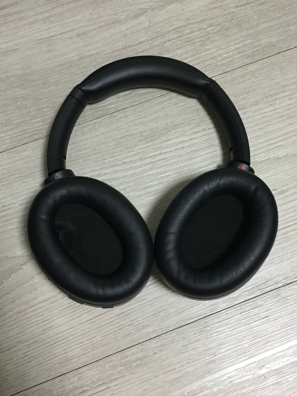 소니 무선 헤드셋 WH-1000XM4 팔아요 상품이미지3