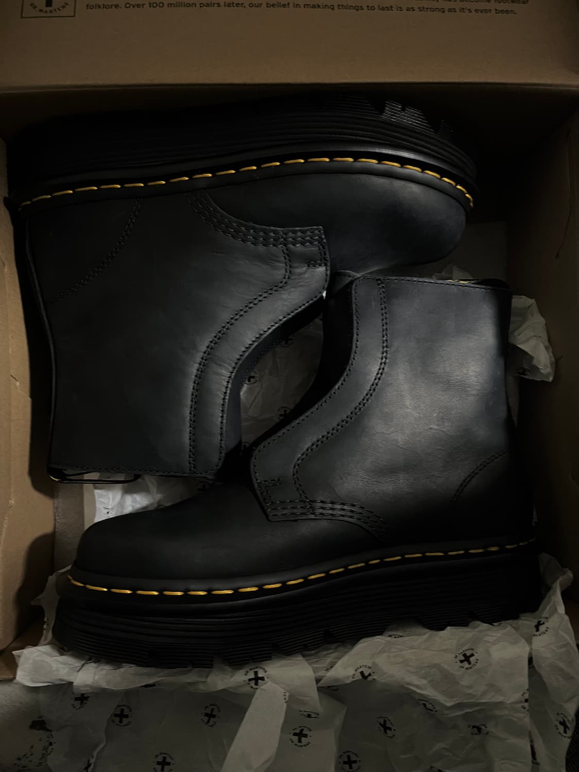 Dr Martens 닥터마틴 ZEBZAG 레이스리스 부츠 상품이미지2