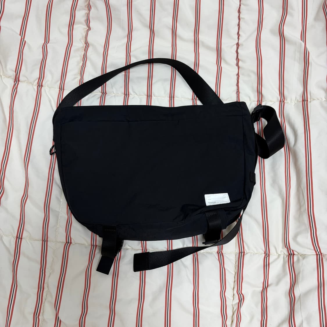 로우로우 크로스백 상품이미지2