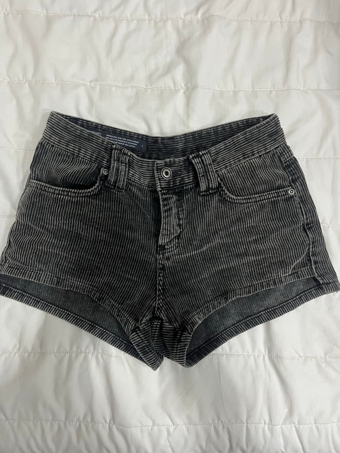 보헤미안서울 WASHED CORDUROY SHORTS 상품이미지1