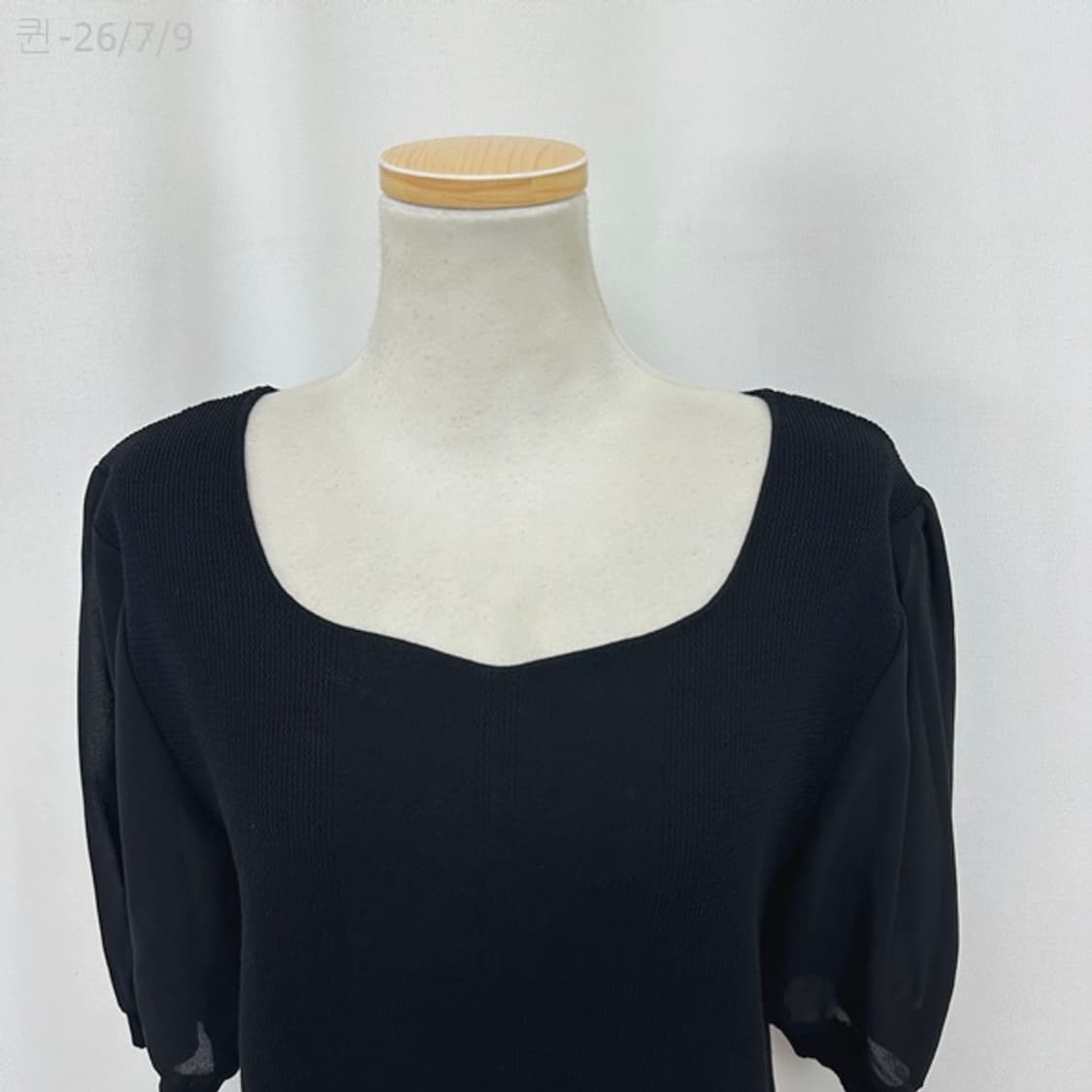 세루티1881 여자 니트 시스루팔 반팔티 검정 77 상품이미지2