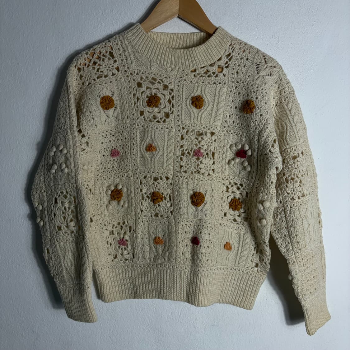 아이보리색 크로셰 뜨개질 스웨터(Free) 상품이미지1