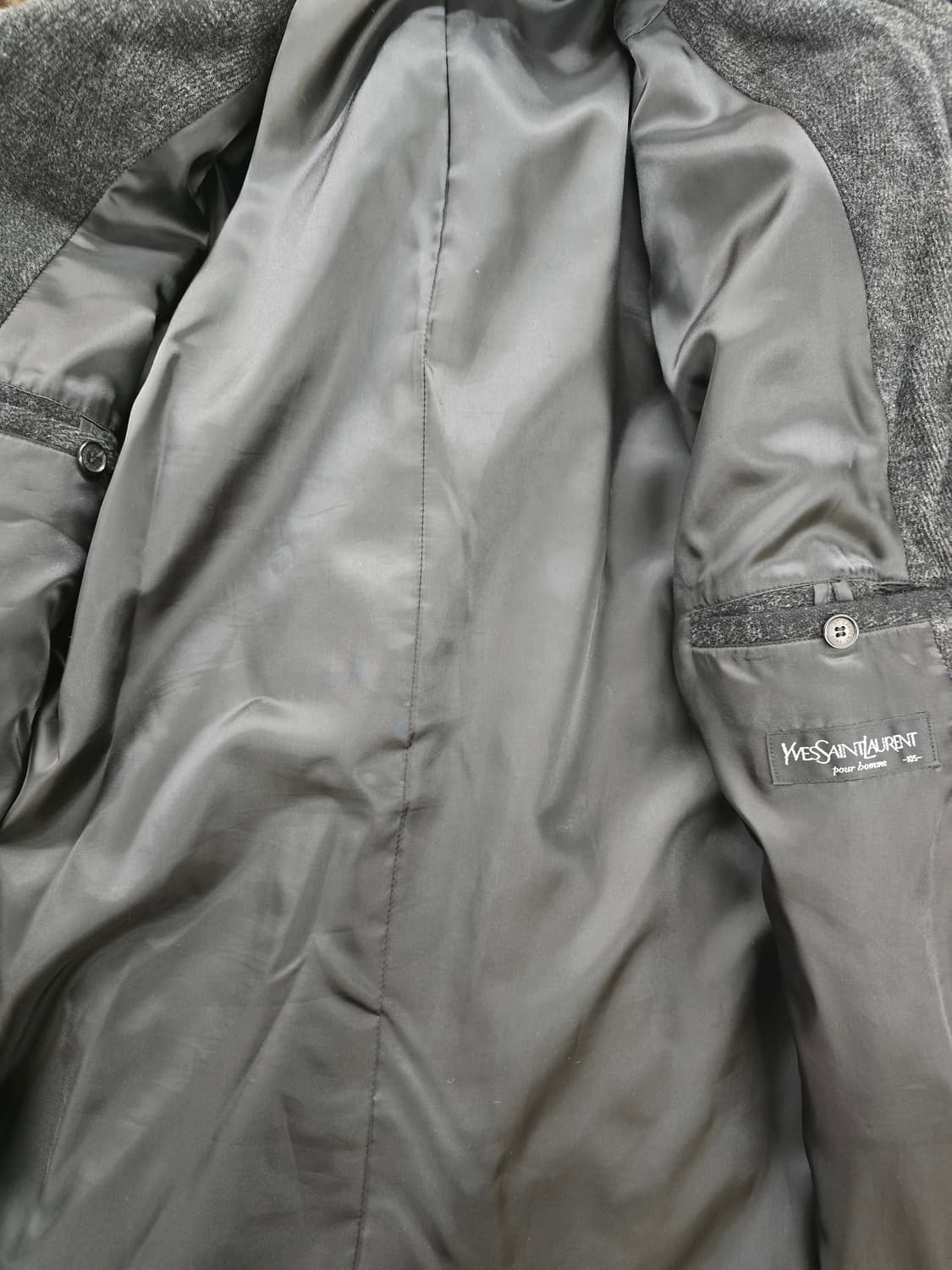 입생로랑 남성 울코트.   싸이즈 105 XL 상품이미지4