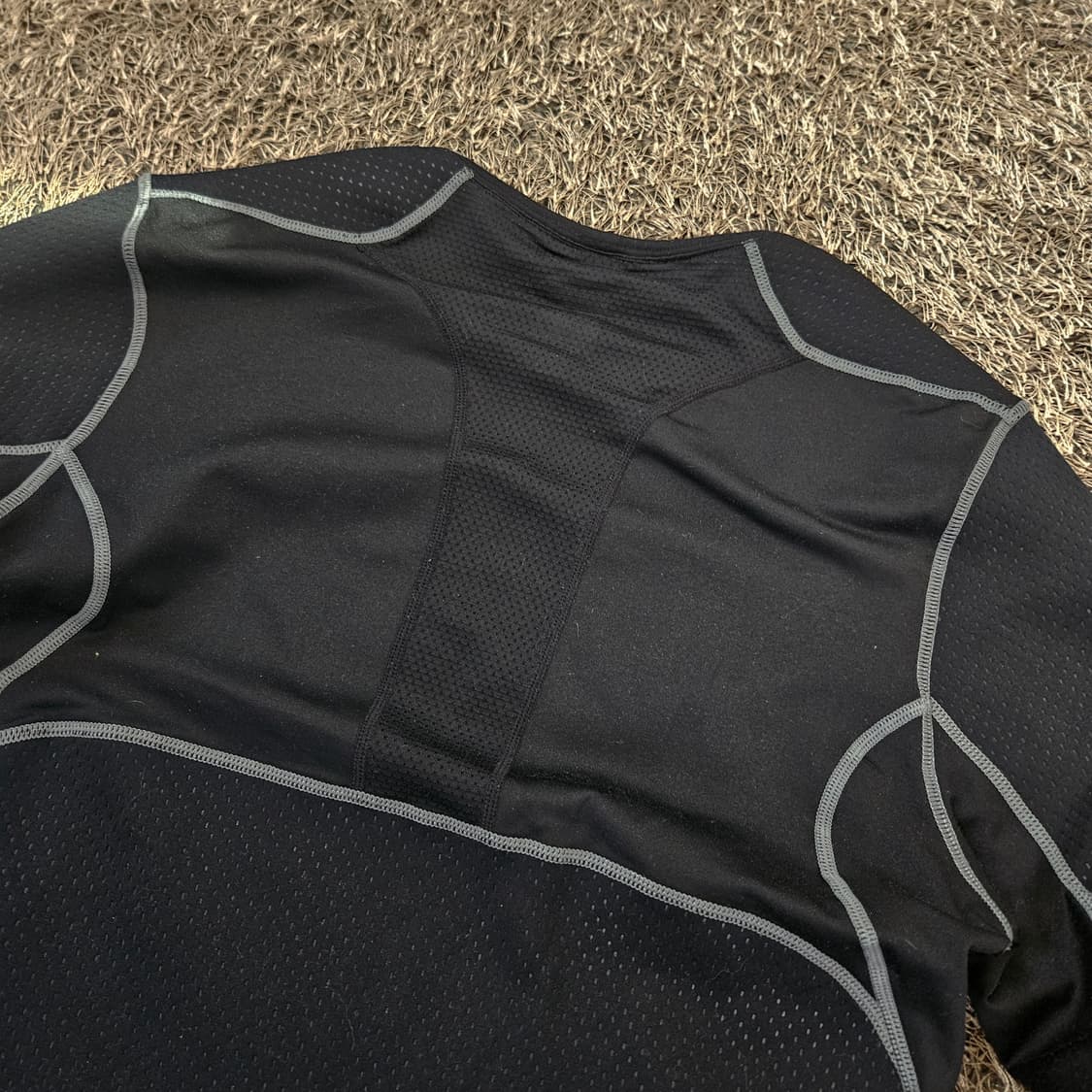 나이키(Nike) Nikepro 드라이핏 올드스쿨 매쉬드 긴팔 티셔츠  상품이미지3
