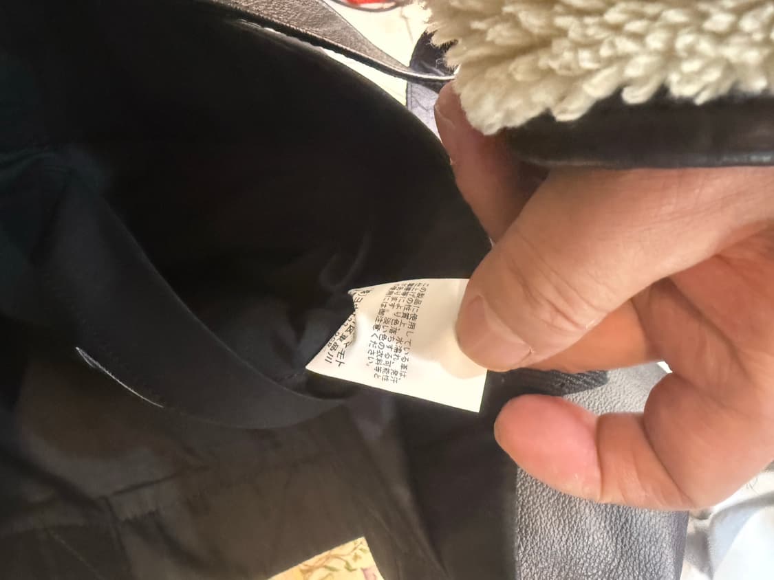 정품 요지야마모토 레더 쇼퍼백 팝니다 상품이미지9