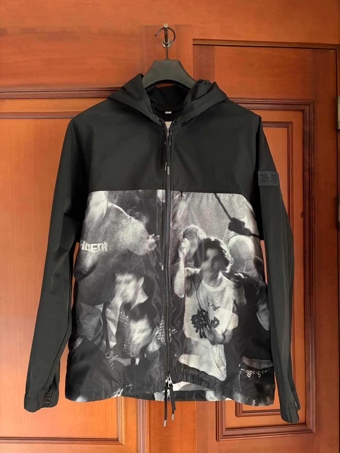 버버리 바람막이 상품이미지1