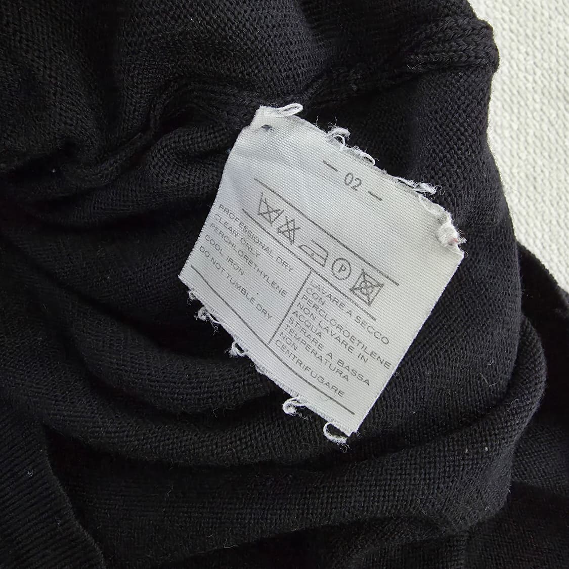 [실측] 페라가모 라운드넥 니트 스웨터 0127J 상품이미지4