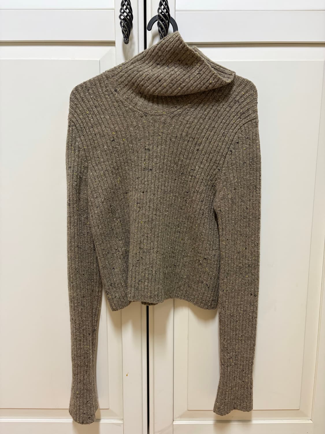 ARCH THE 아치더 터틀넥 니트 상품이미지1