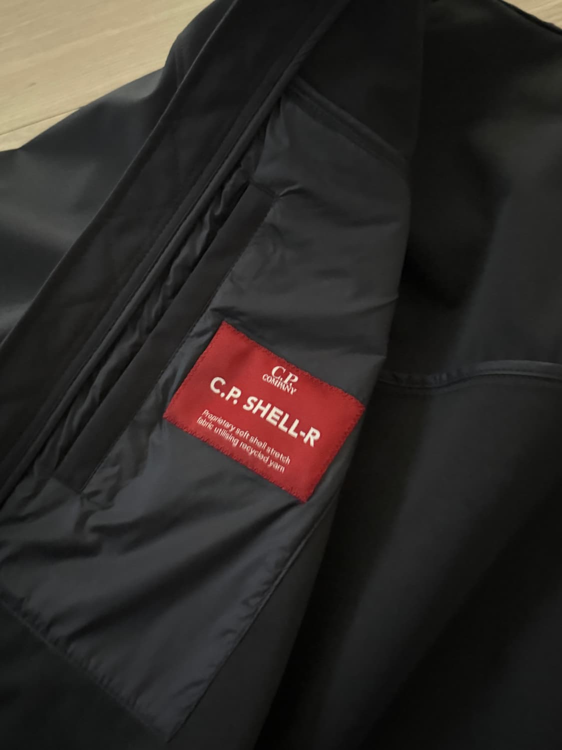 C.P Company 쉘 R 고글 자켓 (total eclipse, M) 상품이미지5