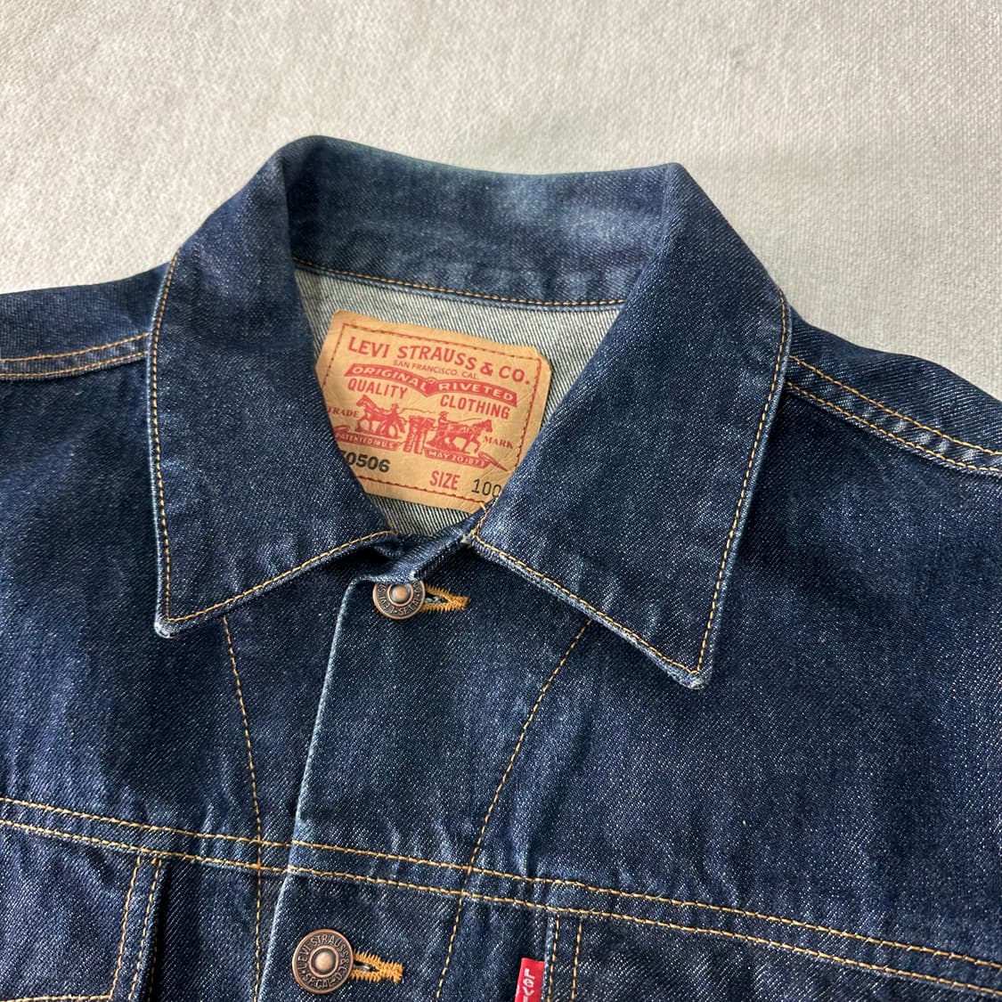100 리바이스 70506 인디고 데님 트러커 자켓 상품이미지2