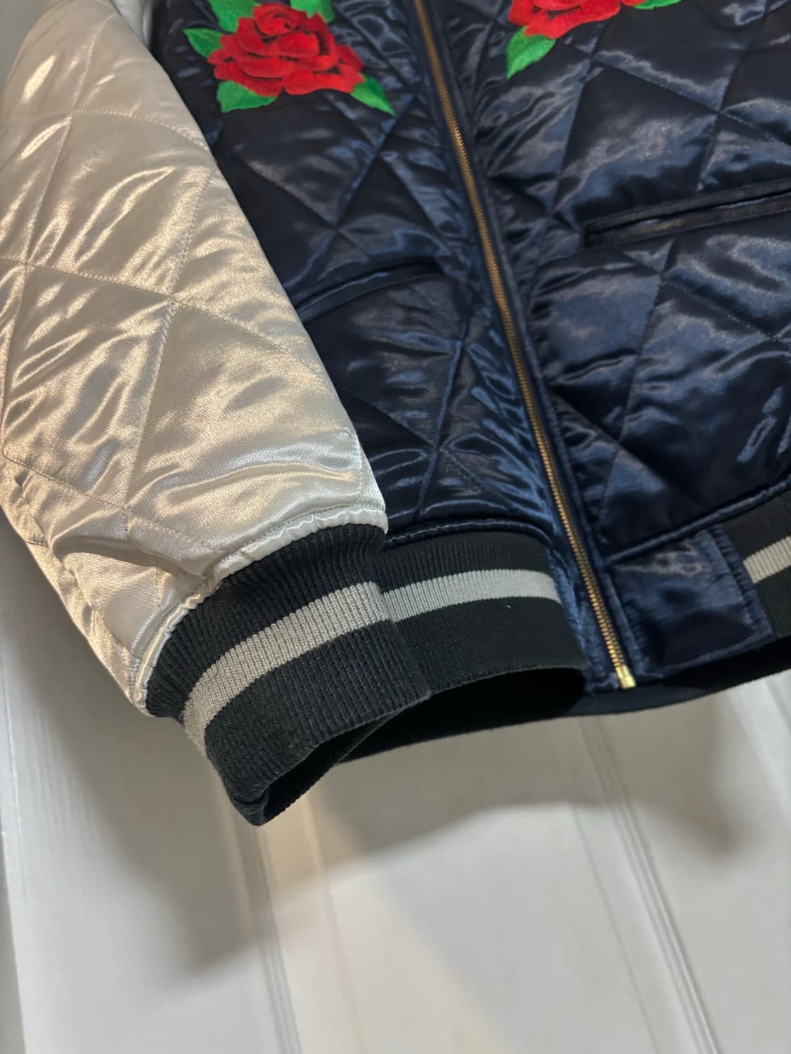 [M] 슈프림 사틴 퀼티드 봄버 자켓 13fw 상품이미지4