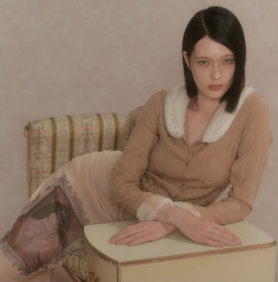 2000아카이브스 archives 커튼 퍼 가디건 베이지 상품이미지1