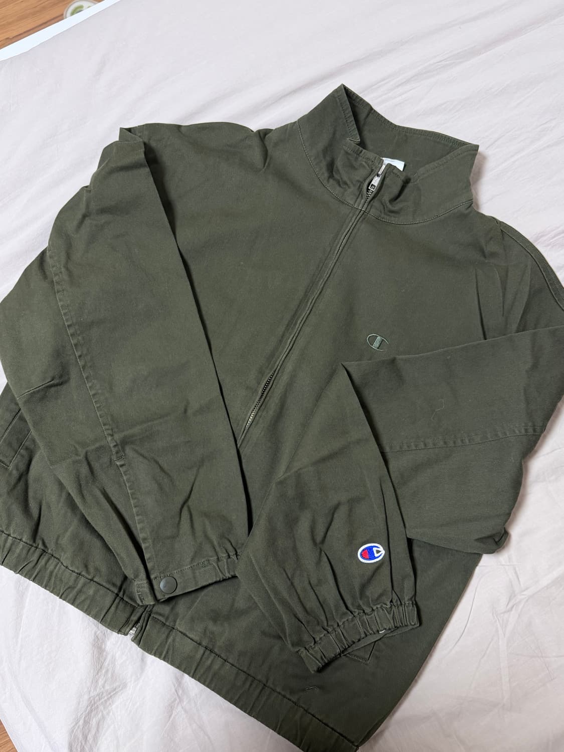 (일본 한정) 챔피온 카키 자켓 상품이미지1