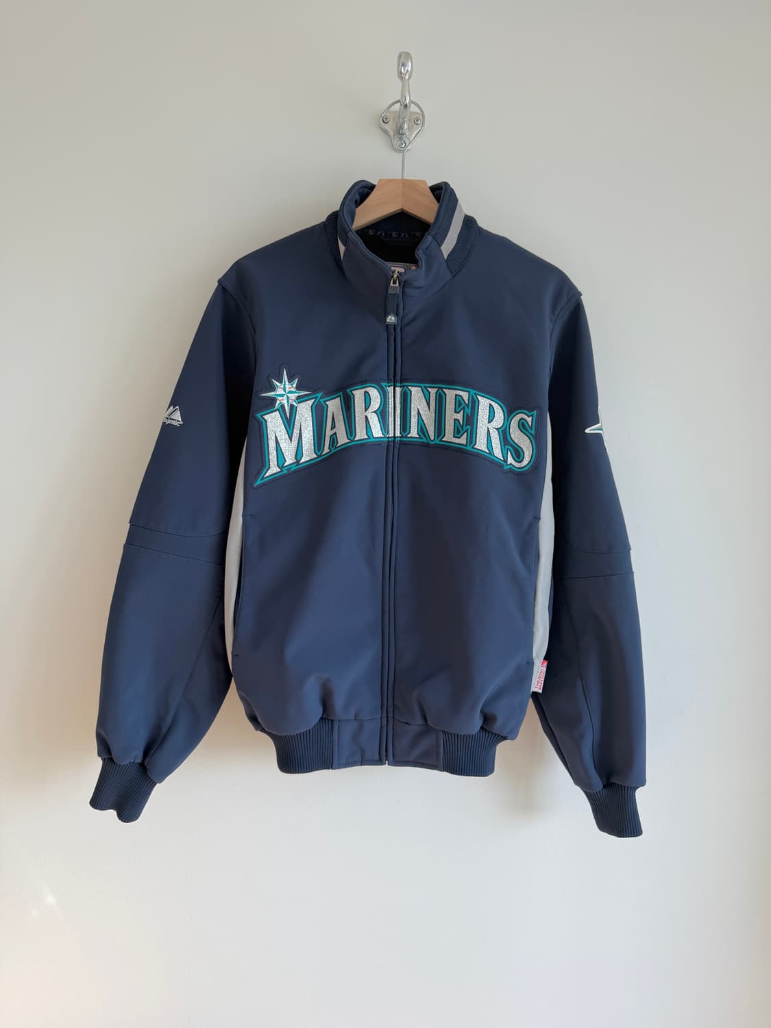 마제스틱(Majestic) 집업 점퍼 상품이미지1