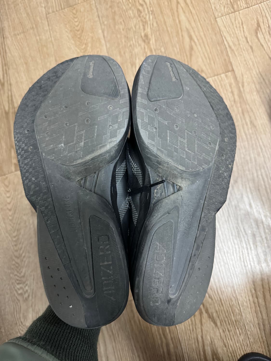 아디다스 보스턴13 270사이즈 판매합니다 상품이미지5