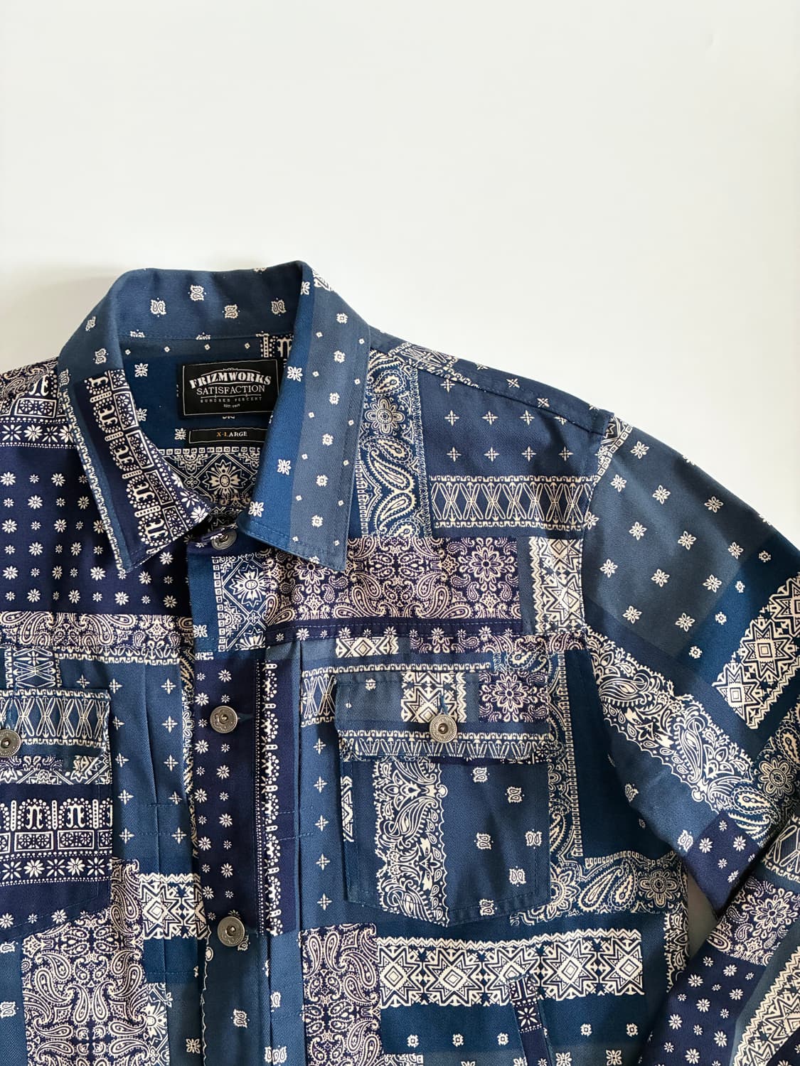 프리즘웍스 페이즐리 반다나 트러커 자켓 상품이미지4