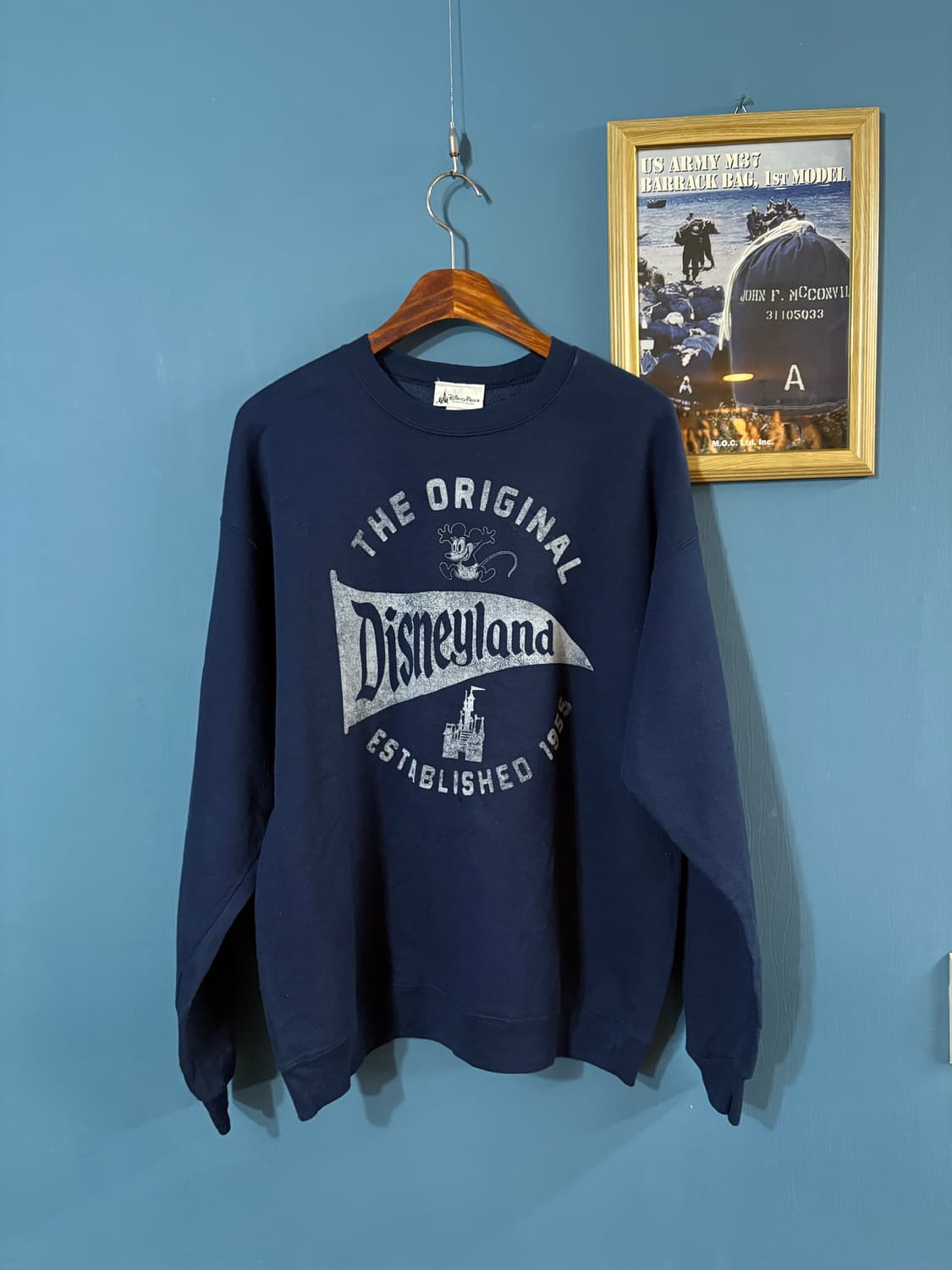 00's Disney Mickey  by  Hanes Sweatshirt 상품이미지1