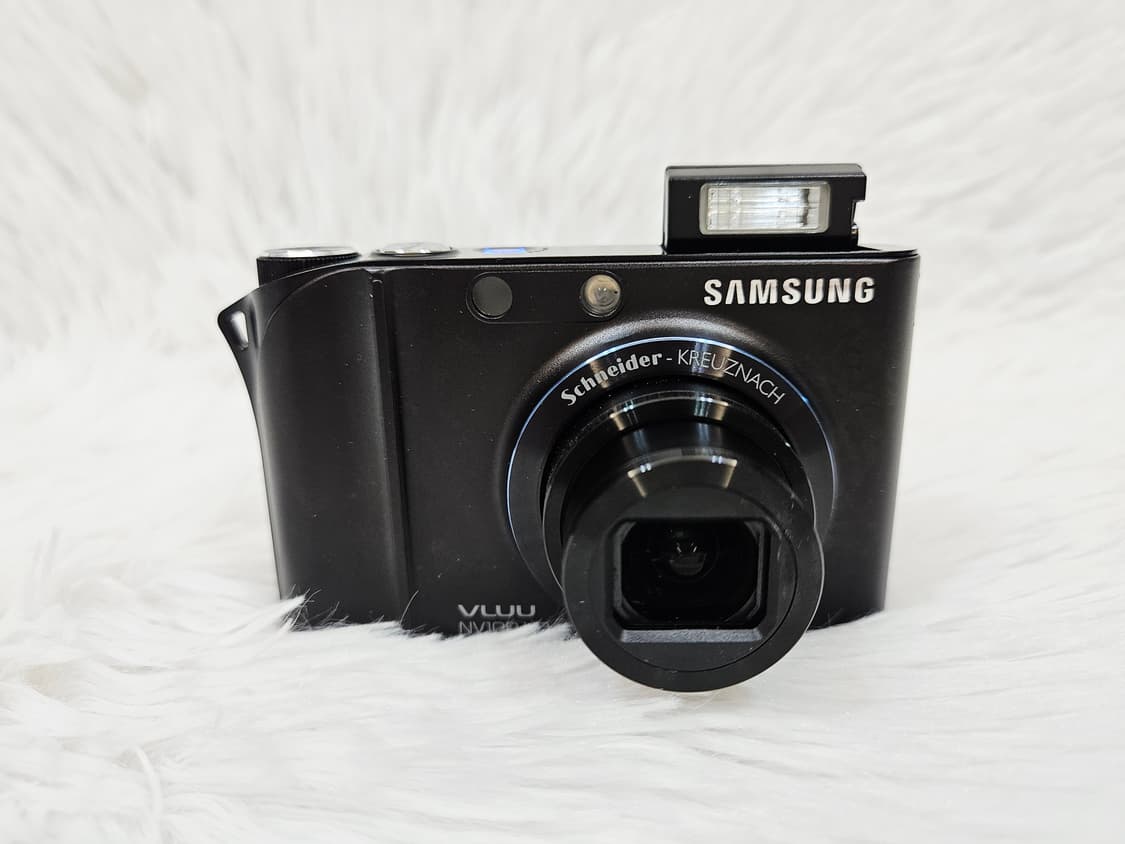 [민트] 삼성 VLUU NV100HD 빈티지 디카, 디지털카메라 판매 상품이미지1