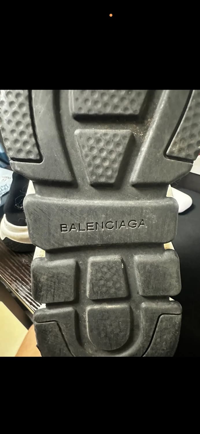 발렌시아가 스피드러너 검흰(오리지널 로고버전)EU38 245/250 상품이미지6