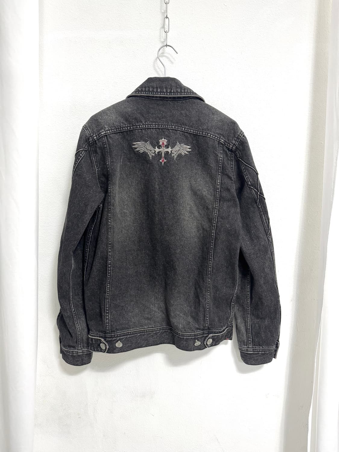 Patch & Embroidered Black Denim Jack 상품이미지3