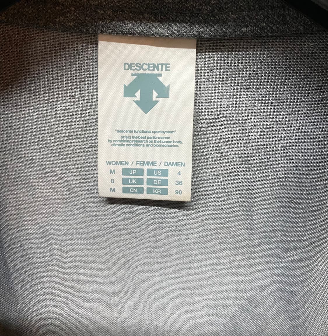 데상트 여성 져지 집업 자켓 90사이즈 상품이미지4