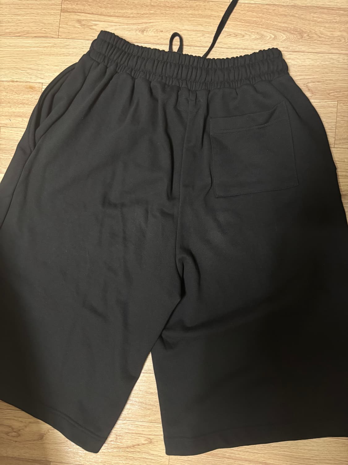 펀치드렁크파티즈 버뮤다팬츠 The Partier SweatShorts 상품이미지3