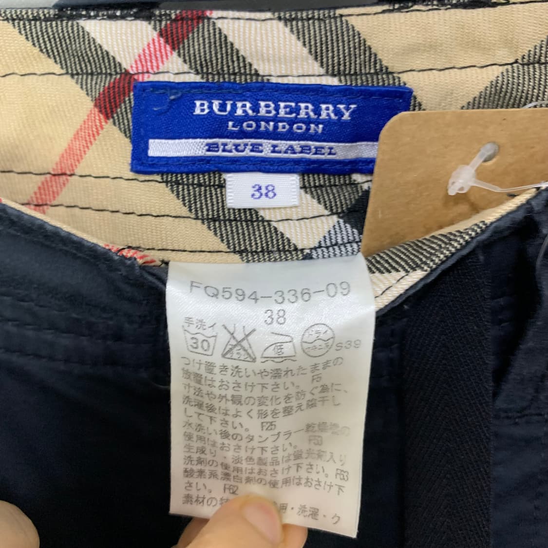버버리 블루라벨 로우라이즈 카고 7부 카프리 팬츠 다크네이비 38 상품이미지7