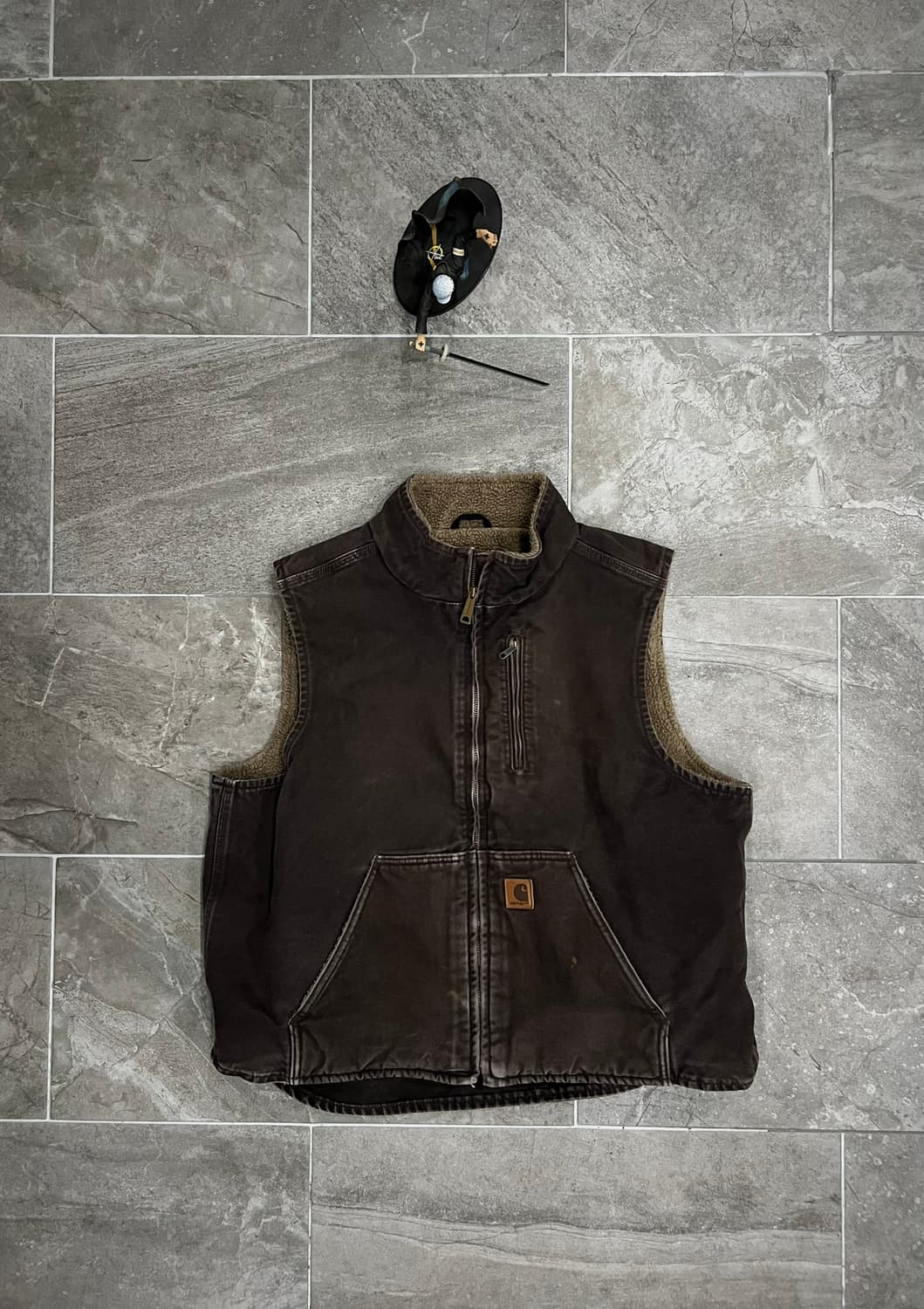 (XL)칼하트 셰르파 넥 조끼베스트 V33 DKB 다크브라운 상품이미지1