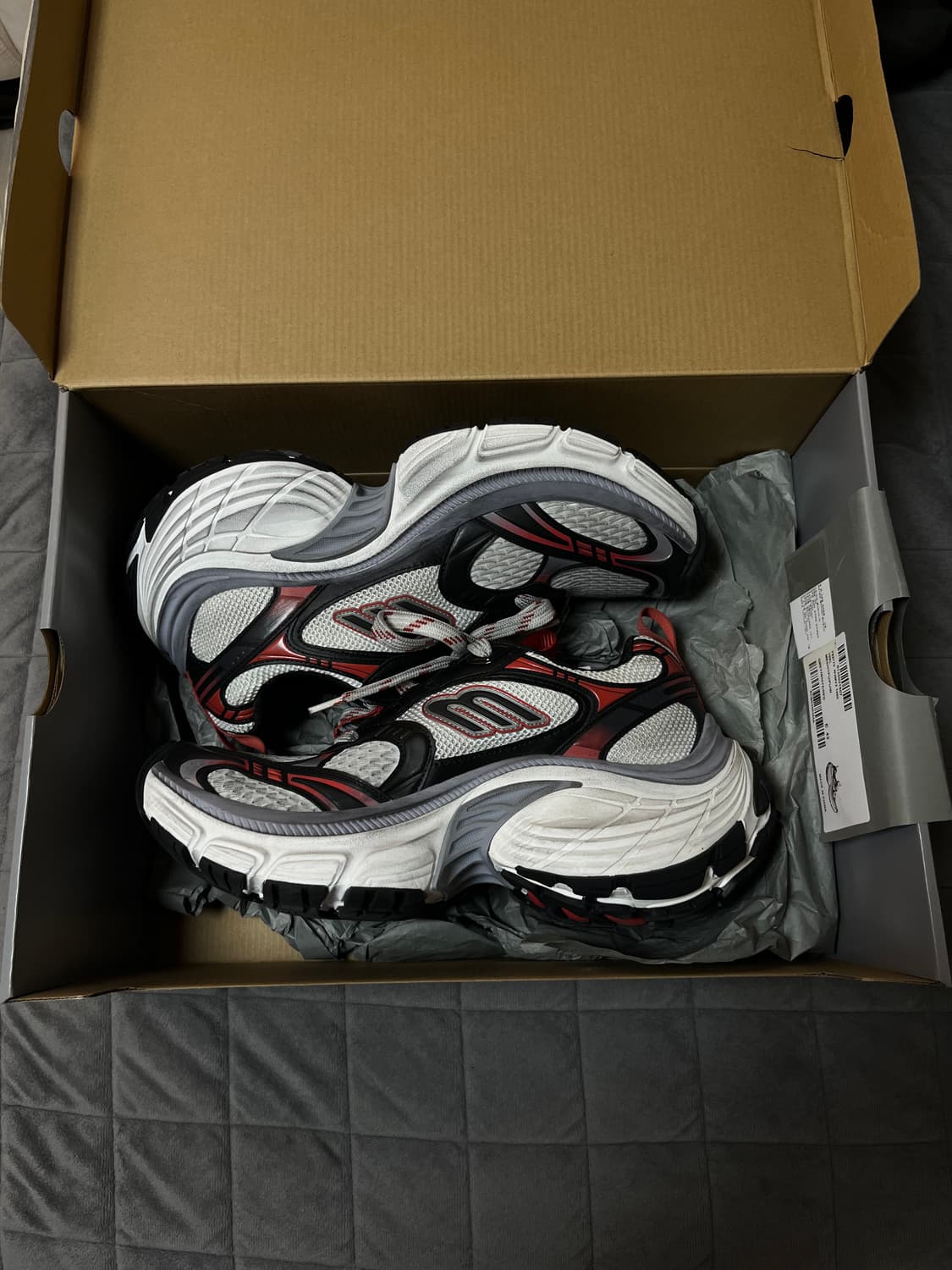 발렌시아가 10xl 상품이미지9